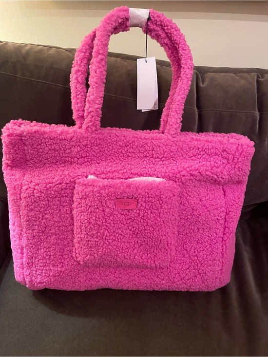 UGG Handbags - UGG Hot Pink Sherpa Tote with Front Pocket